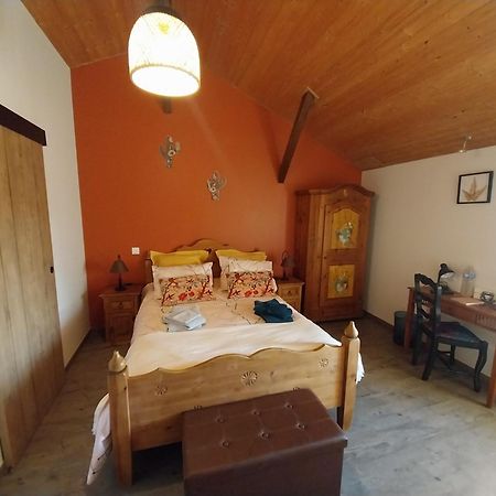 Au Granit Bleu Bed & Breakfast Faye-l'Abbesse ภายนอก รูปภาพ